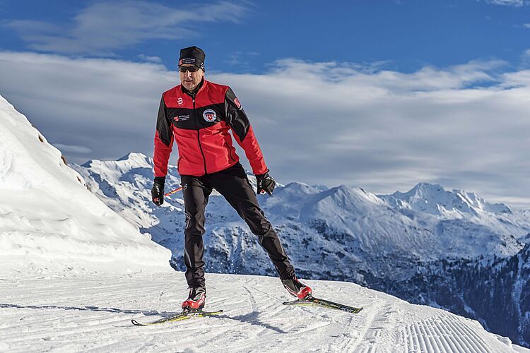 Cross-country ski instructor Klosters Ski School